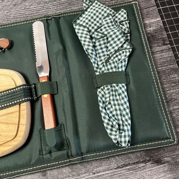 Wine & Cheese PICNIC AT ASCOT Kit NEW Portable Foldover Set GIFT Outdoor Summer - Picture 3 of 5
